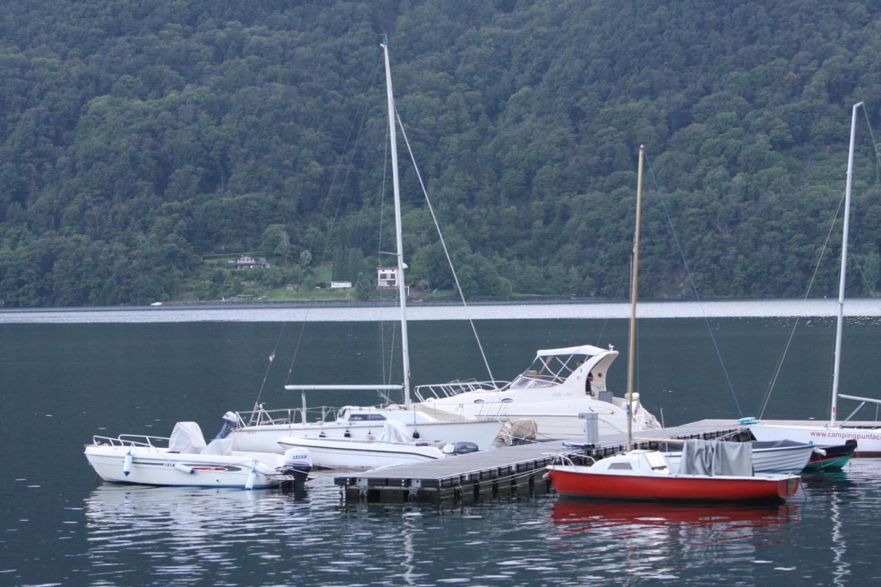 Hotel & Residence La Sibilla Cusiana เปตเตนาสโก ภายนอก รูปภาพ